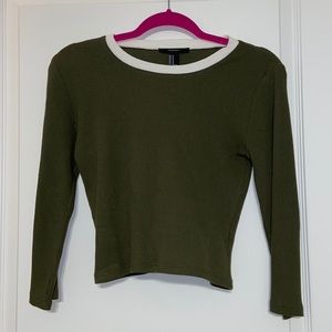 Green knit long sleeve crop top